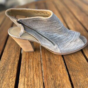 Paul Green - Cayanne Peep Toe Bootie (Metallic Smoke)